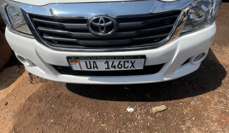 
								Hilux Double Cabin Revo 2015 full									